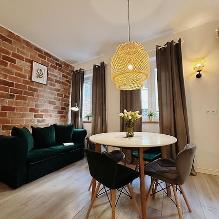 Apartament Egzotyczny Stary Toruń エクステリア 写真